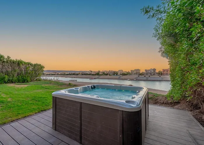 Appartamento Scenic Views 3-bedroom In Sabina, El Gouna Private Jacuzzi & Lagoon Access Hurghada