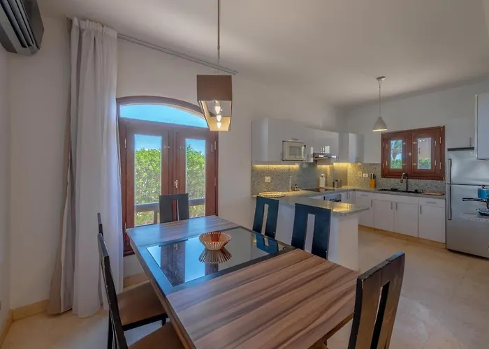 Scenic Views 3-bedroom In Sabina, El Gouna Private Jacuzzi & Lagoon Access Appartamento *